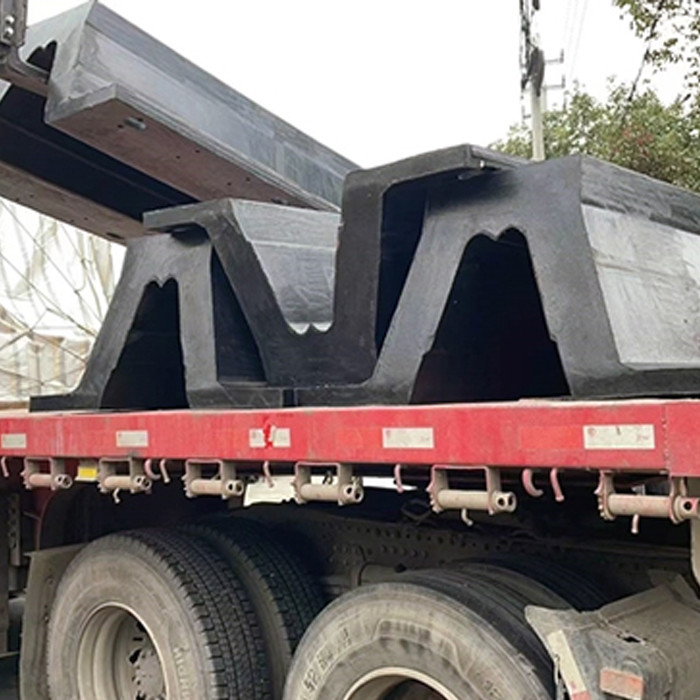 Dan-Fender Heavy Duty Birnenfender Typ B40 - Robuster Bootsfender In Schwarz