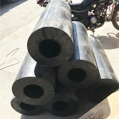 Reliable Cylindrical Marine Fenders Tug Boat Fenders Rubber Fenders
