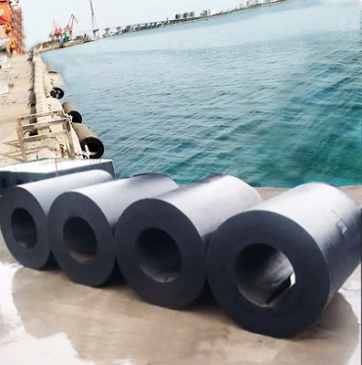 Reliable Cylindrical Marine Fenders Tug Boat Fenders Rubber Fenders