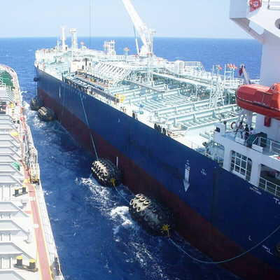 ISO17357-1:2014 Pneumatic Yokohama Floating Fenders Tyre Chain Net