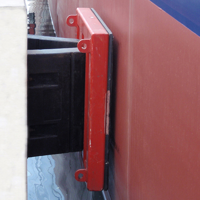Anti Aging Natural Rubber Leg Fender UHMW-PE Pads For Port Quay
