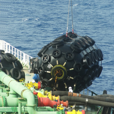 80kPa Yokohama Pneumatic Rubber Fender 2.0*3.5M Floating For Ship To Ship