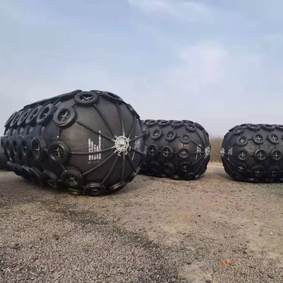 ISO17357 PIANC2002 Pneumatic Rubber Fender 4.5*9.0M CTN Marine Floating