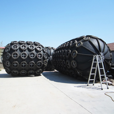 Port Pneumatic Rubber Fender ISO17357 Qualified 50kPa 3.3*6.5M Tear Resistance