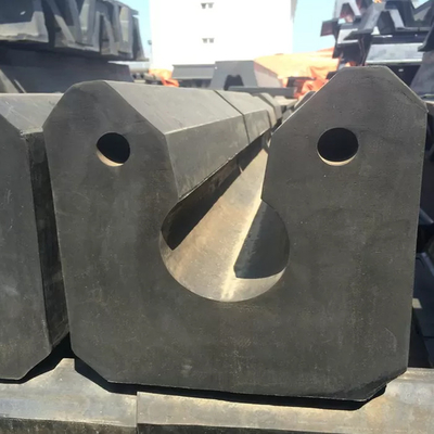 100% Natural Rubber Tug Boat Fenders PIANC2002 Standard Keyhole Fender