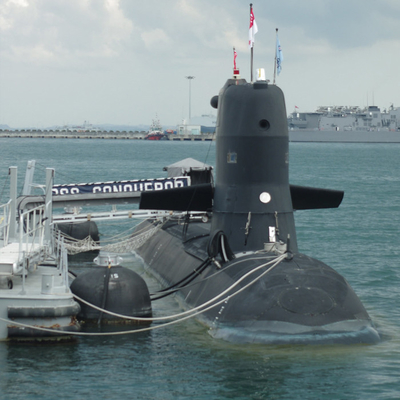 50kPa Submarine Fenders ISO17357-1:2014 BV Certificate Black Color For Berthing