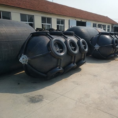 Pianc 2002 Marine 3.3 X 6.5m Floating Fender Yokohama Boat Dock With Aircraft Tyre