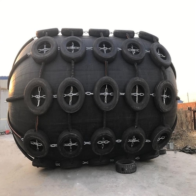 Sts Operations Pneumatic Rubber Fender Iso17357 50kpa For Ship Protection