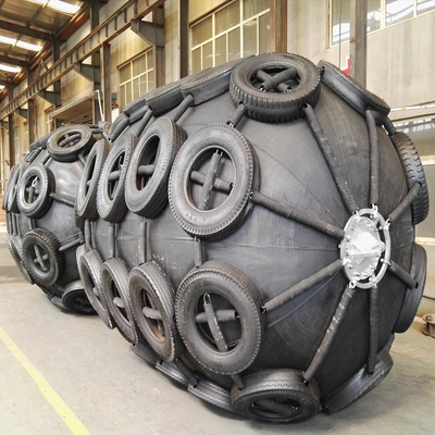 Ship To Ship Moulding Fender Pneumatic Boat Dock Floating With Aircraft Tyre