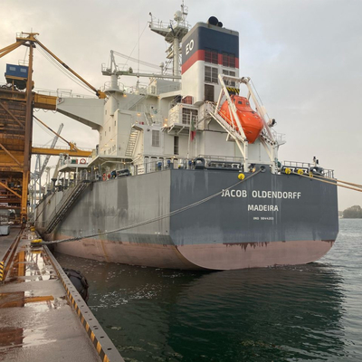 High Tensile Black Rubber Pneumatic Rubber Fender Yokohama 4.5*12.0m For Large Vessels