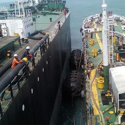 High Compression Floating Pneumatic Rubber Fenders High Tensile Weather Resistance