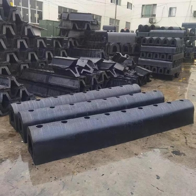 Customized Width V Rubber Fender For Marine Dock Ship Vessel