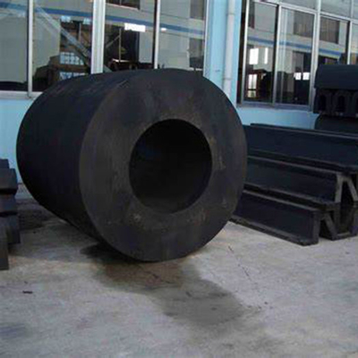 600mm Impact Resistance Cylindrical Marine Fenders Dock Solid For Berthing Operations