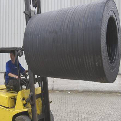Marine Safety Natural OEM Cylindrical Rubber Fender Dock For Vessel Protection