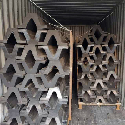 Molded Rubber Marine Dock Fenders Black Color High Bendability