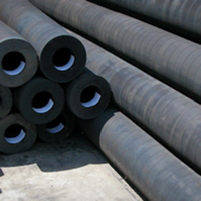 1900mm Versatile Cylindrical Rubber Fenders For Superior Protection Of Vessels