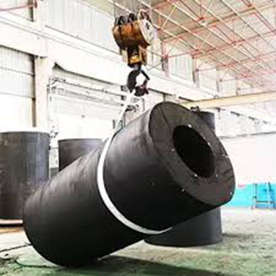 High Strength Cylindrical Marine Fenders For Efficient Docking Operations