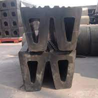 Flexible Installation PIANC Standard W Type Fender Tug Boat Fenders With Guide Rods