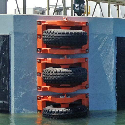 Durable Marine Dock Roller Fenders PIANC2002 Standard For Vessels