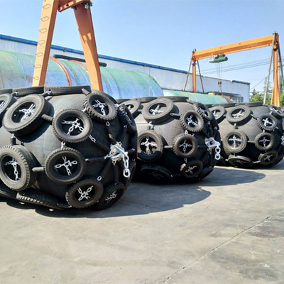 50kpa 80kpa Pneumatic Rubber Fender Marine Rubber Fenders ISO17357 Standard