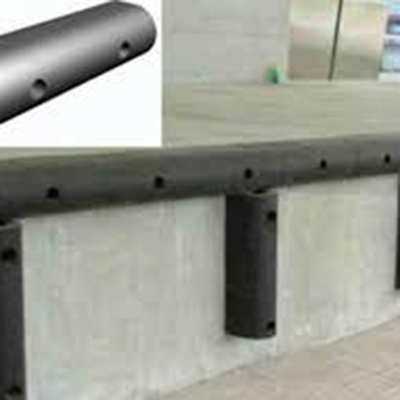 Ultra Durable D Type Profile Marine Fenders Excellent Weathering Resistance