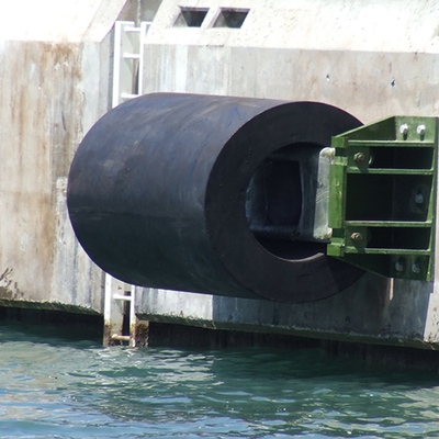 Iso Uv Resistance Marine Cylindrical Fenders Marine Equipment Marine Rubber Fenders