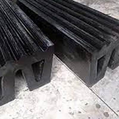 Low Maintenance Tug Boat Fenders Dock Fenders Custom Fenders Corrosion Resistant