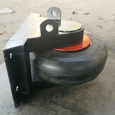 Roller Fenders Black Wheel Fenders For Vessel And Ship Protection