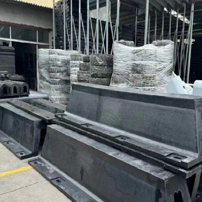 Black Arch Rubber Fender for Durable Port and Dock Protection