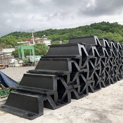 Super Arch Marine Rubber V Type Fender And Dock Bumper For Shipyards