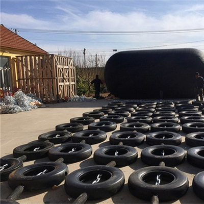 Jumbo Fender With Provides Cushioning During Berthing And Reduces Noise During Impact