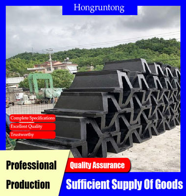 Marine Dock Rubber Fender Weatherproof Design Anti Aging Material Oil Resistant