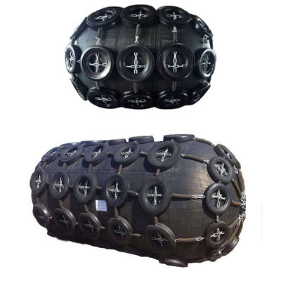 2.0m Pneumatic Rubber Fender Extreme Durability Low Maintenance Oil Resistant Surface
