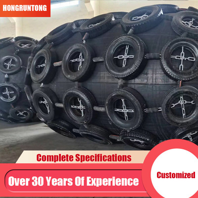 Pneumatic Rubber Fender Lightweight Structure Excellent Pressure Resistance Easy Installation