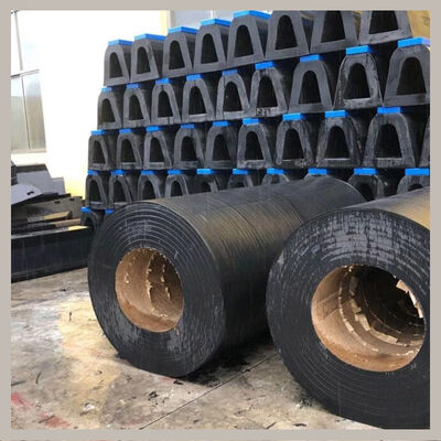 Heavy Duty Loading Stable Berthing Low Maintenance Cost Cylindrical Marine Fenders Dock Rubber Bumper