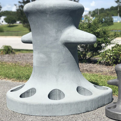 High Strength Corrosion Resistant Mooring Bollards with Long Service Life for Marine Applications