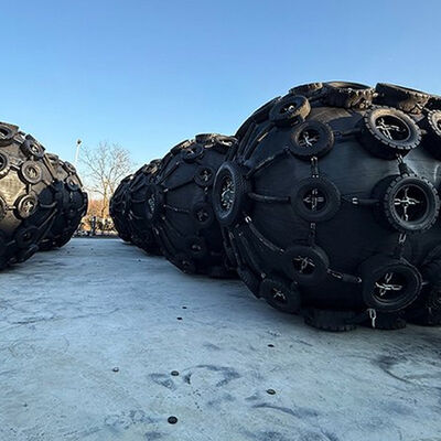 Yokohama Rubber Fender with High Energy Absorption Durable Wear Resistant for Marine Protection ISO17357-1:2014 Standard
